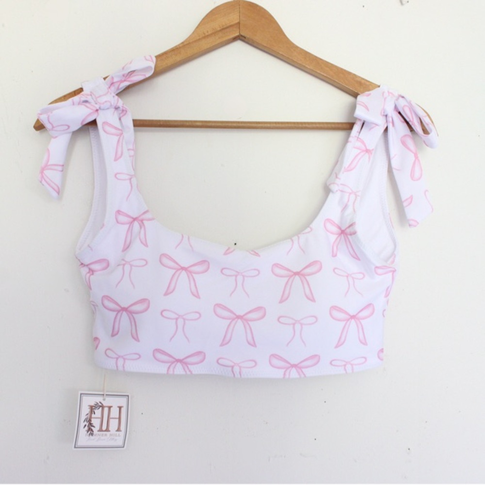 Hamner Hill Bow Print Swim Top